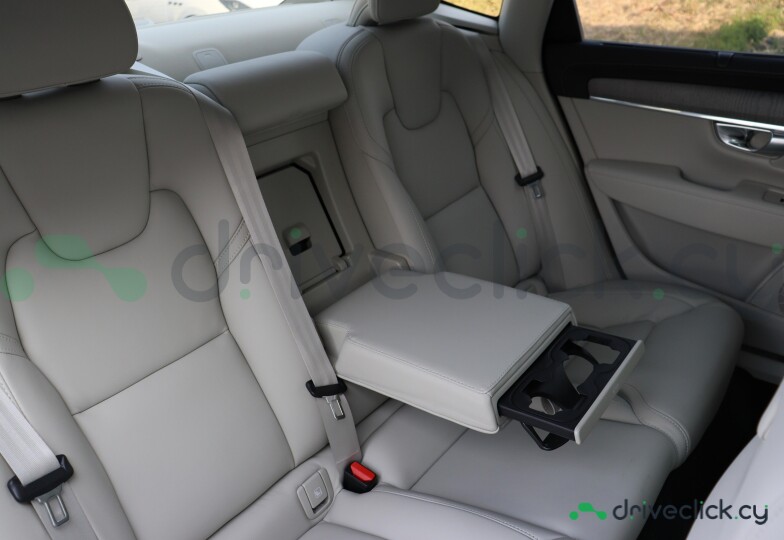 Volvo S90 White