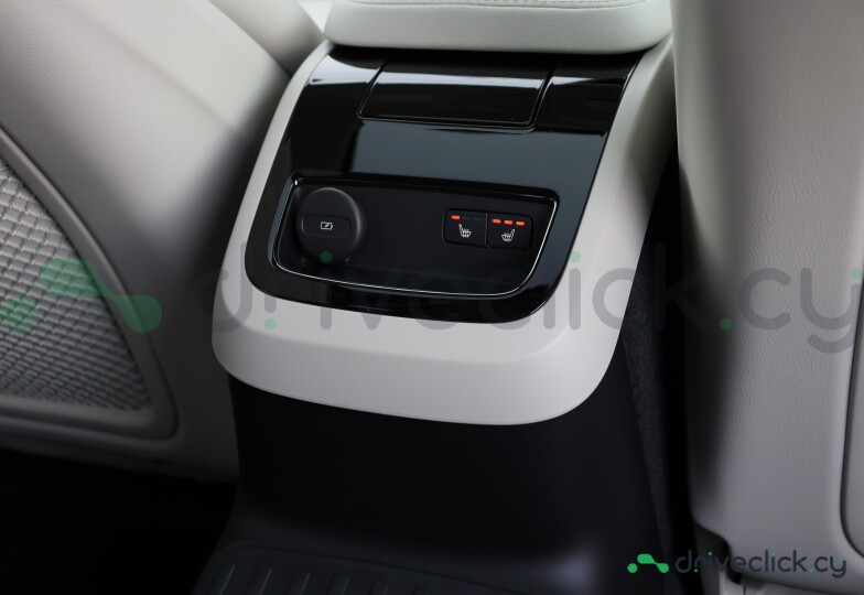 Volvo S90 White