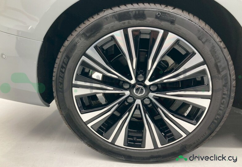Volvo V60 Grey