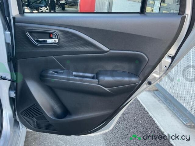 Suzuki Swift Серый
