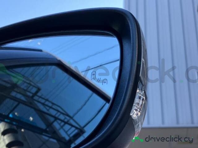Suzuki Swift Серый