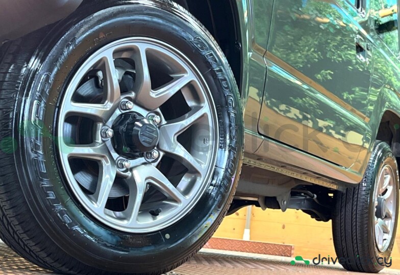 Suzuki Jimny Green