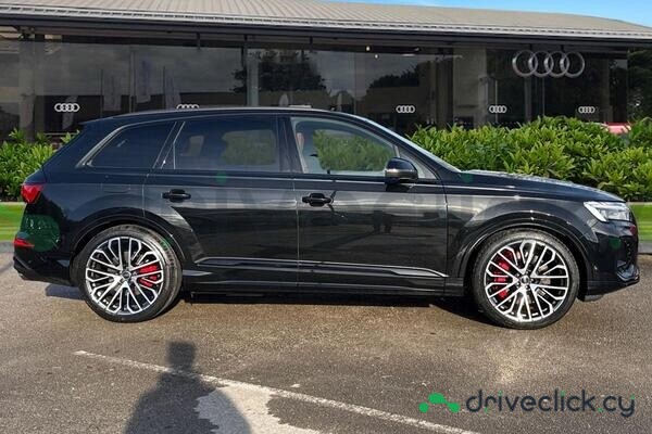 Audi SQ7 Black