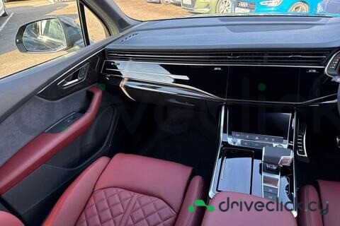 Audi SQ7 Black