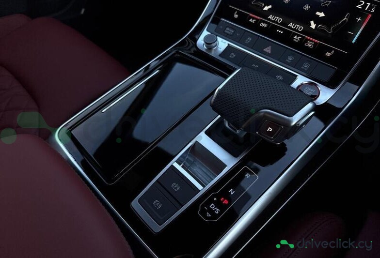 Audi SQ7 Black