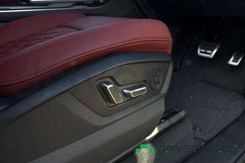 Audi SQ7 Black