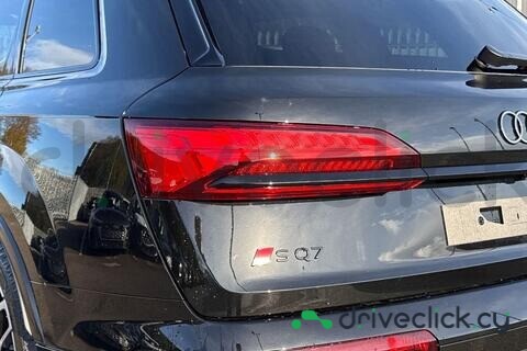 Audi SQ7 Black