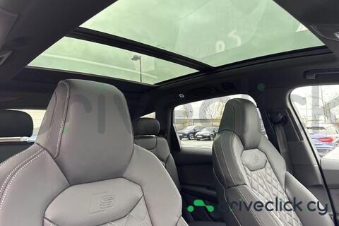 Audi SQ7 Black