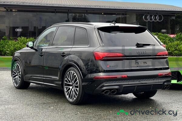 Audi SQ7 Black