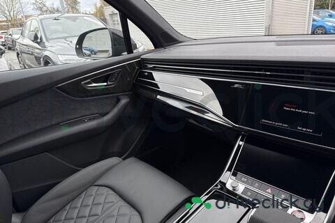 Audi SQ7 Black