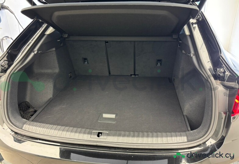 Audi Q3 Sportback Черный