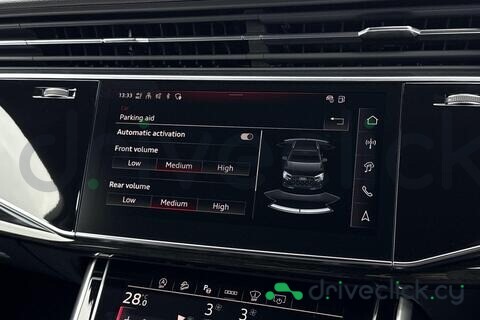 Audi SQ7 Black
