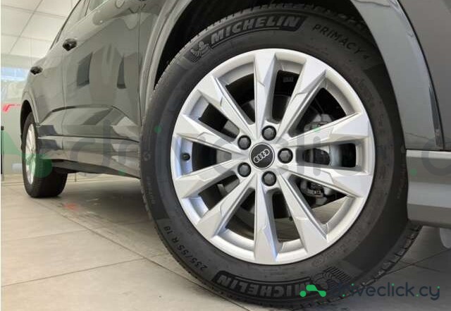 Audi Q3 Sportback Черный