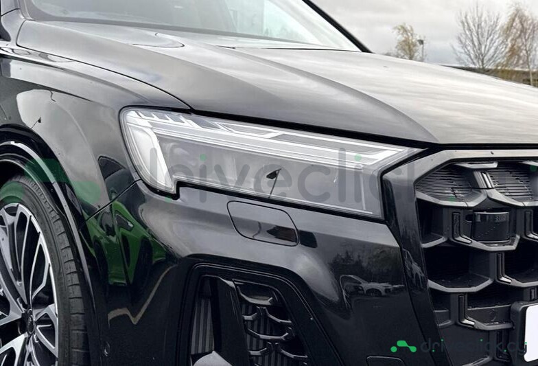 Audi SQ7 Black