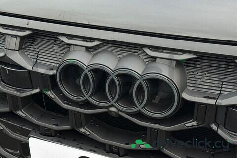 Audi SQ7 Black
