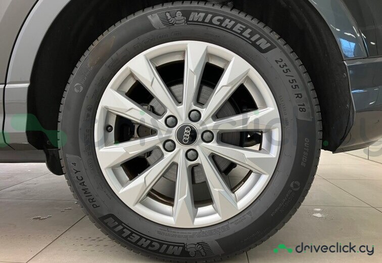 Audi Q3 Sportback Черный