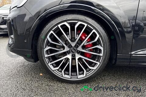 Audi SQ7 Black