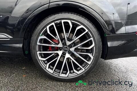Audi SQ7 Black