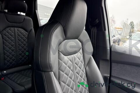 Audi SQ7 Grey