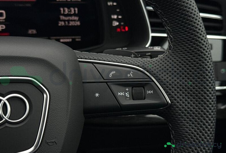 Audi SQ7 Grey
