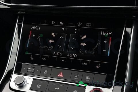 Audi SQ7 Grey