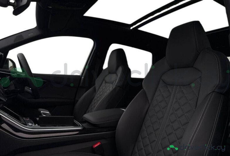 Audi SQ7 Grey