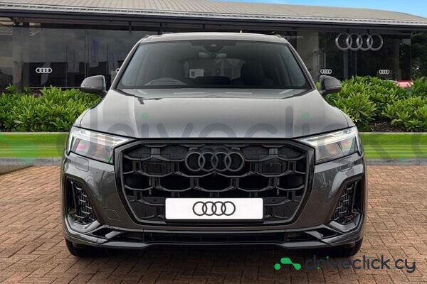 Audi SQ7 Grey