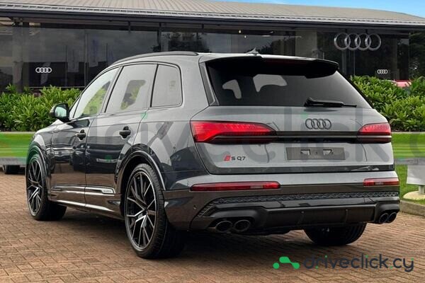 Audi SQ7 Grey