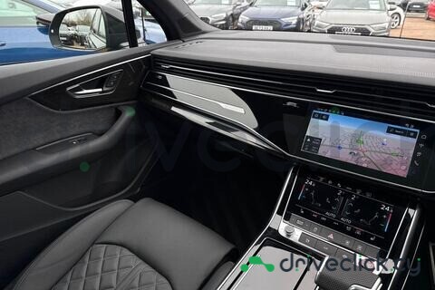 Audi SQ7 Grey