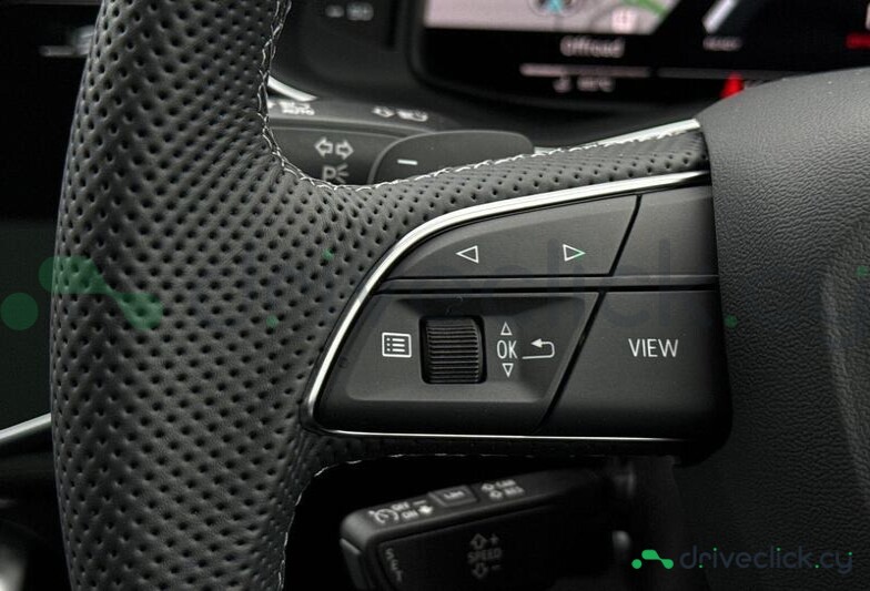 Audi SQ7 Grey