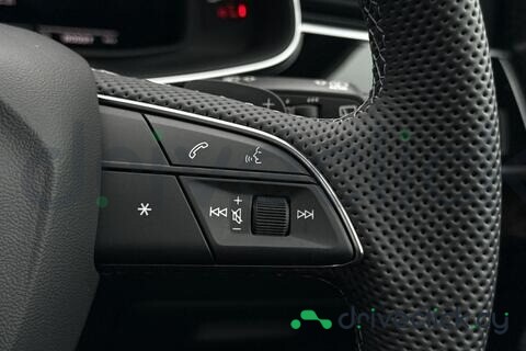 Audi SQ7 Grey