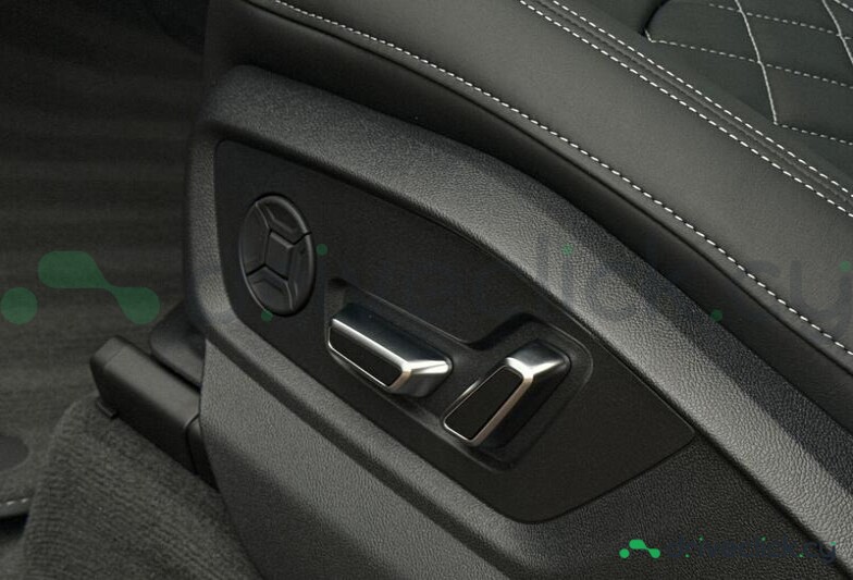 Audi SQ7 Grey