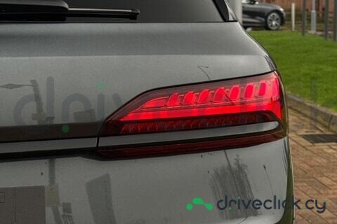 Audi SQ7 Grey