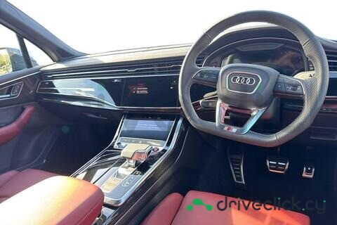 Audi SQ7 Серый