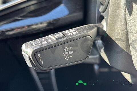 Audi SQ7 Серый