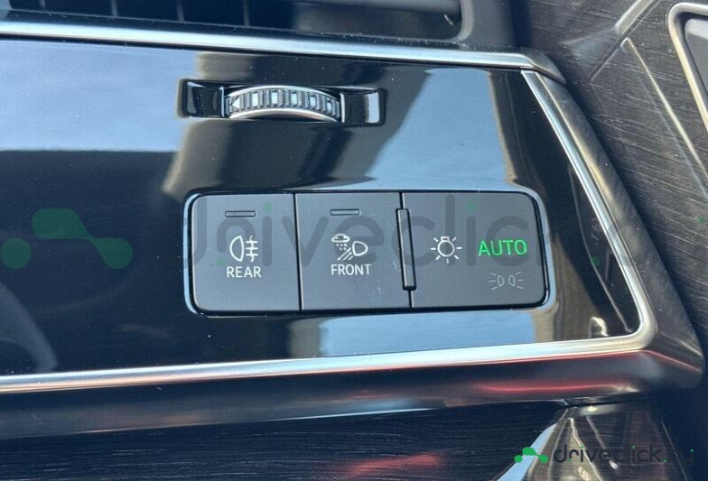Audi SQ7 Серый