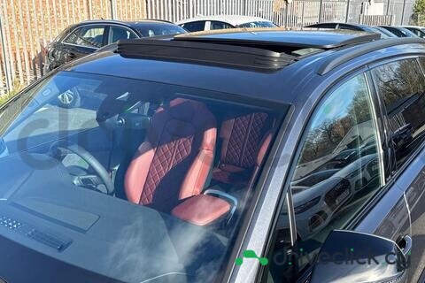 Audi SQ7 Серый
