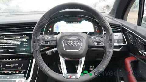Audi SQ7 Black
