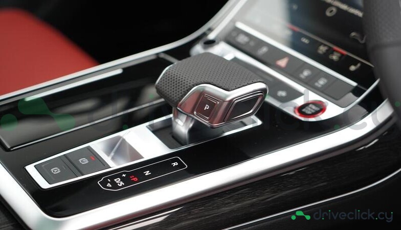 Audi SQ7 Black