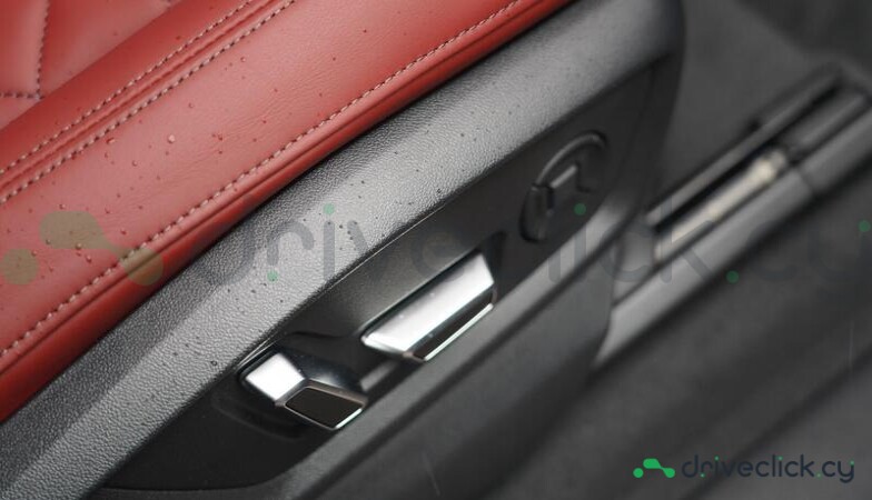Audi SQ7 Black