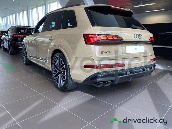 Audi SQ7 Gold