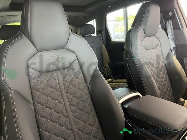 Audi SQ7 Gold