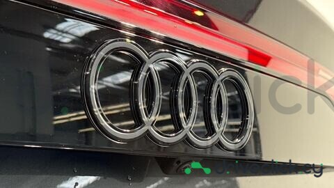 Audi RS Q8 Grey