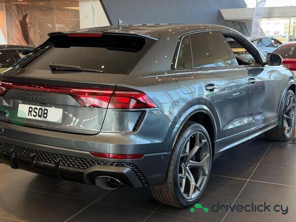 Audi RS Q8 Grey