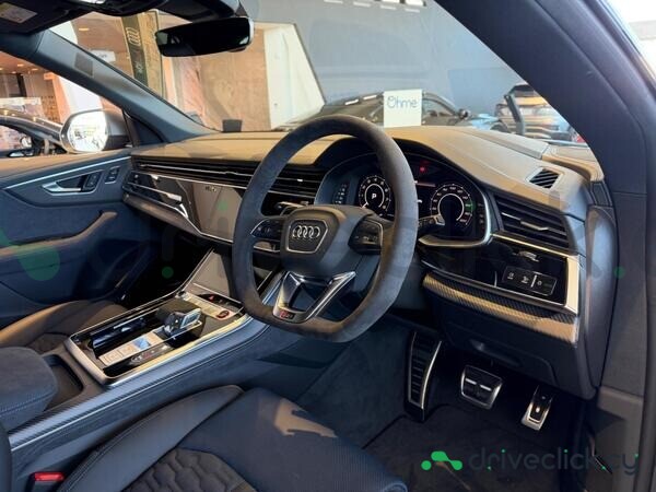 Audi RS Q8 Grey