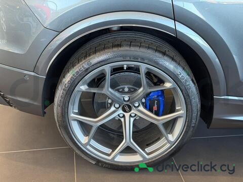 Audi RS Q8 Grey
