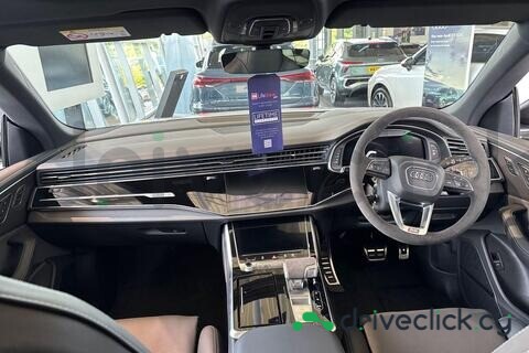 Audi RS Q8 White