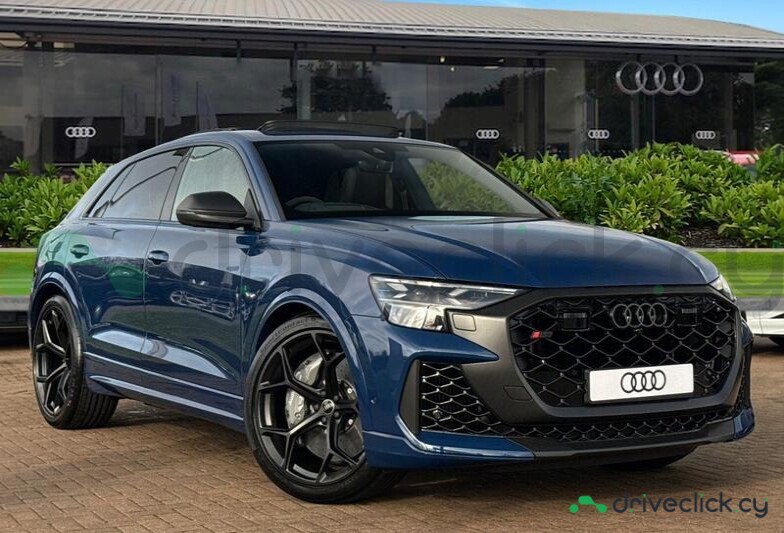 Audi RS Q8 Blue