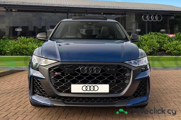 Audi RS Q8 Blue