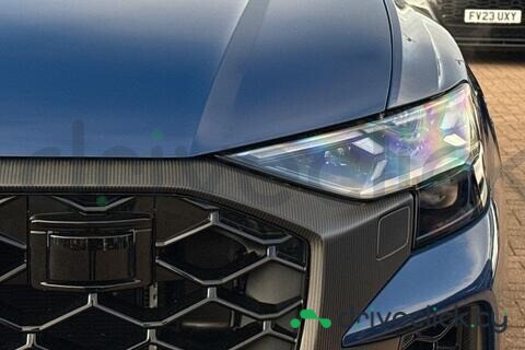 Audi RS Q8 Blue